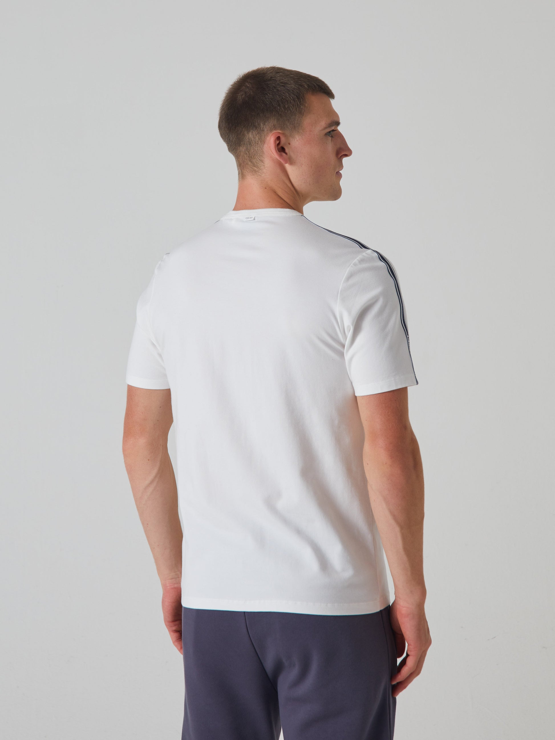 Barry Tee Solar White